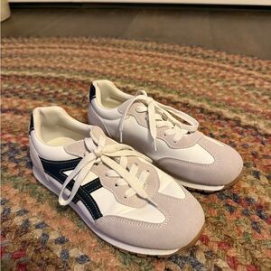 Shein White and Navy Sneakers